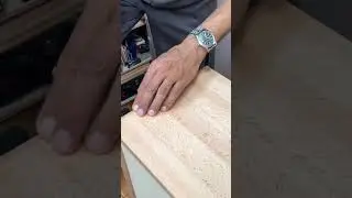 Cleaning the excess wood of half blind dovetail joint by Lie Nielsen low angle block plane ☺️