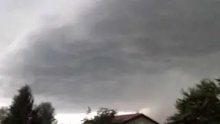 Neurje z schelf cloudom 22.5.2009 Ore&scaron;je pri Ptuju