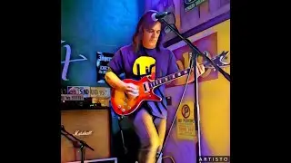 ROCK YOUR WORLD WITH THE DOCTOR: FOUR MUST-HAVE LICKS!!!