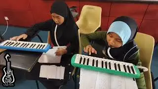 CIKGU ROCK - Instrumental Bersepah ft UNIDENTIFY GIRLS (KLIP VIDEO) Lagu Ciptaan Sendiri