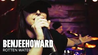 BenjeeHoward - Rotten Water (live on Sonic Seeedpod) Post-Punk // Pop-Punk // Midwest Emo