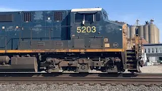 CSX I010-12 with 5203 Leading