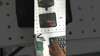 Proses Grafir Laser Nama Dompet Kulit Eiger