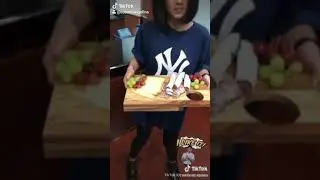 Tik Tok Chef Renata joget