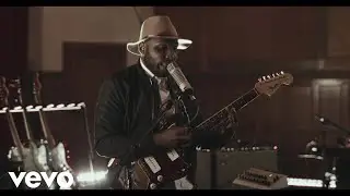 Naia Izumi - Natural Disaster (Official Video)