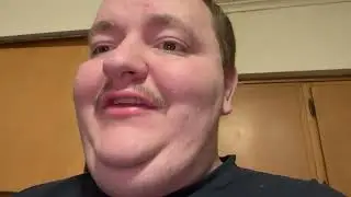 Ice agent gets beat up ￼