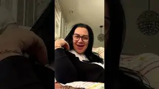 Arab mom reacts to magic trick 🤣