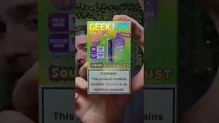 GEEK BAR Sour Blue Dust vape😱 #vapefun #unboxing #vape #vapelife #geekfam #vapetricks