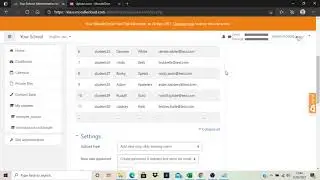 Upload users (bulk) in Moodle