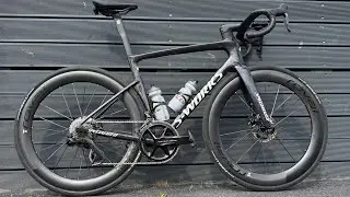 S-Works Tarmac SL9. Build with Dura-Ace Di2, Roval CLX3