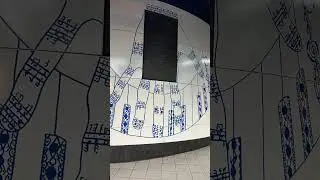 Station pr&eacute;-m&eacute;tro LEMONNIER, m&eacute;tro and street art in Bruxelles 🧑&zwj;🎨🧑&zwj;🎨🥹