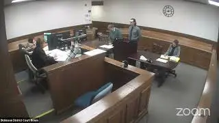 Подсудимый признал вину в неявке в суд, сославшись на проблемы со здоровьем матери.