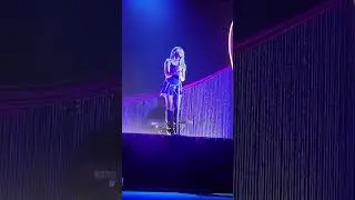 Sabrina Carpenter - opposite - Live in Las Vegas April 22nd, 2023