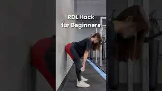✨Try this wall trick for your RDLs 🍑 #gluteworkout #hiphinge #beginnerworkouttips
