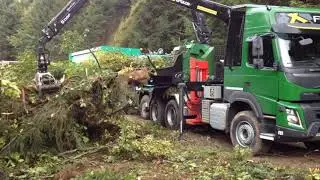 W&uuml;st Hacker BBHK 120 auf einem Volvo FMX 540 PS (2018)