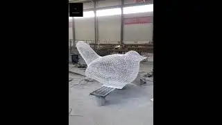 bird wire mesh sculpture