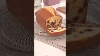 Cream Cheese Raisins Cake #apron #baking #cake
