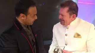 Kishore Anand Pan dedicating life time achievement award to Tariq Ali Butt RIP