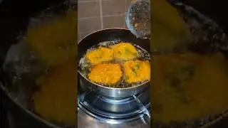 Bread pakoda/Bread patties Ramadan iftar #shorts #youtubeshorts #minivlog #food