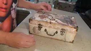 Scrapbooking altered wooden chests