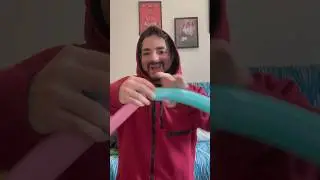 #shorts #mercuri_88 Escaping with Balloons #funny #comedy #mom #balloon