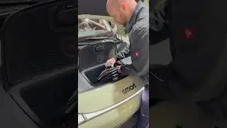 Dieser Frunk ist einfach zu klein!