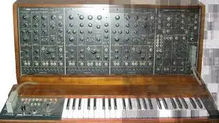 Full Bucket Music FB-3300 freeware VSTi synthesizer plug-in demo (Korg PS-3300 emulation)