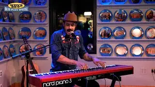 Russell Walker - Frontman | WDVX Blue Plate Special