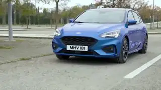 2018 Ford Focus ST Line Driving Video