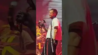 Twenty One Pilots - Nico And The Niners / HeavyDirtySoul @ Xfinity theater in Hartford Connecticut 
