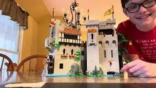 Tour of the Lego Lion Knights Castle