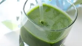 How to make Green Kale Smoothie with your Vitamix
