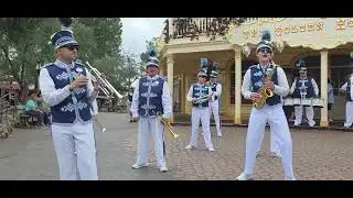 Frontierland with the Disneyland Band 