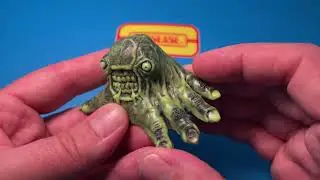 TOYS FROM INDIE TOY ARTIST--- DRESEASE!!