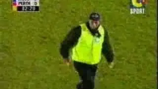 Melbourne Knights v Bobby Despotovski