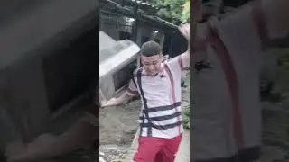 (El Yei) Broma la lluvia pista resbalosa 😂😂😂😂