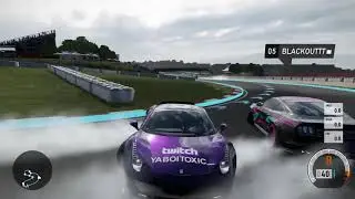Drifting in Reverse - Forza 7 | RWD ONLY