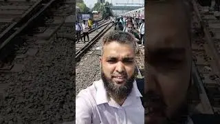 Passengers Pareshaan chal chal ke between Dahisar and Borivali as train stucked due to Breakdown