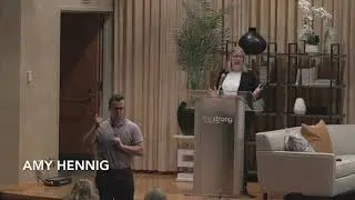 Amy Hennig at Women in Games: Inspire!