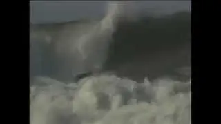 Surfing Millook