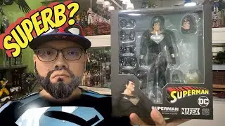 Mafex Superman (Return of Superman) Action Figure Review