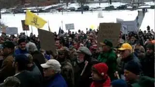 Vermont Gun Rally 600-1000+ IN THE CROWD