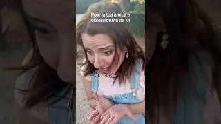La tua mica &egrave; ossessionata da lui😅✨ #comicita #humor #attrice #ridi #lui #amiche #videodivertenti