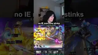 WHAT WAS THIS INSANE ROLLDOWN??? #TFT #gamingshorts #shorts