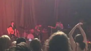 Bad Habits - The Last Shadow Puppets (live)