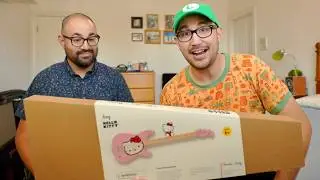 Распаковка Loog Hello Kitty Strat