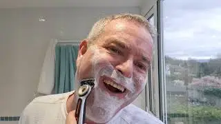 Обзор бритвы Gillette GilletteLabs с подогревом