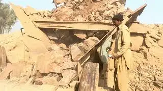 Big Rock Crusher in Action – Amazing Stone Crushing Plant Footage#StoneCrusher  #SkillsExpert111