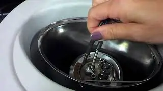 How a bomb calorimeter works
