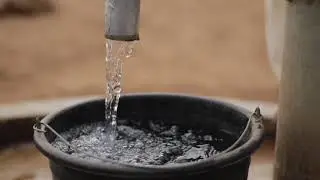 ASMR The sound of water flowing from the natural faucet is used to lull while sleeping.
